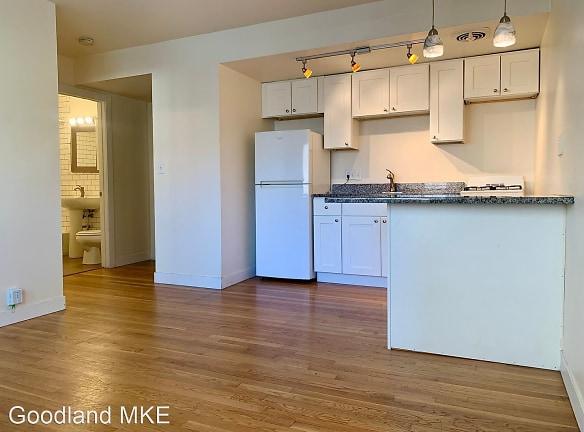 1639 N Farwell Ave - Milwaukee, WI 53202 - Home For Rent