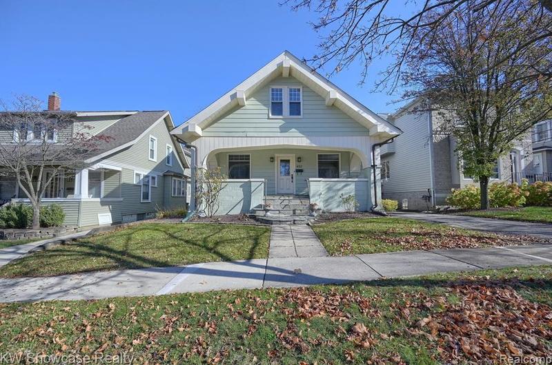 452 Park St, Birmingham, MI 48009 - MLS 20230097385 for Rent