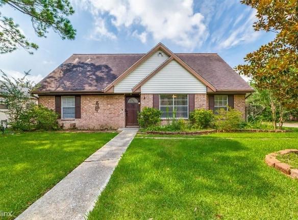 12507 Whittington Dr - Houston, TX 77077 - Home For Rent