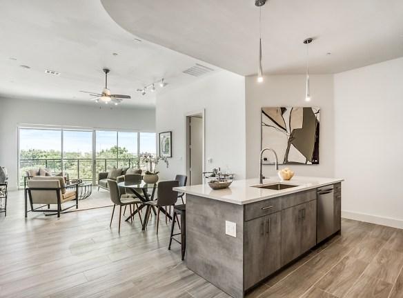 1100 Peters St unit 410 - Dallas, TX 75215 - Home For Rent
