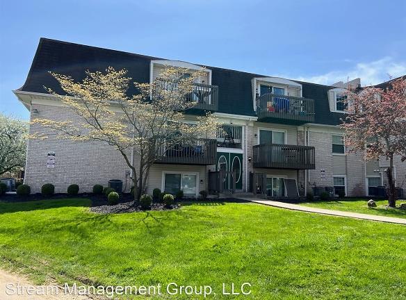 135 E Cook Rd - Mansfield, OH 44907 - Home For Rent