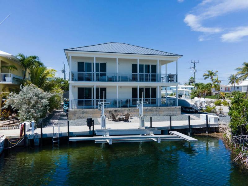 96 W PLAZA DEL SOL, ISLAMORADA, FL 33036 Single Family Residence For Sale  MLS# 607646 for Rent