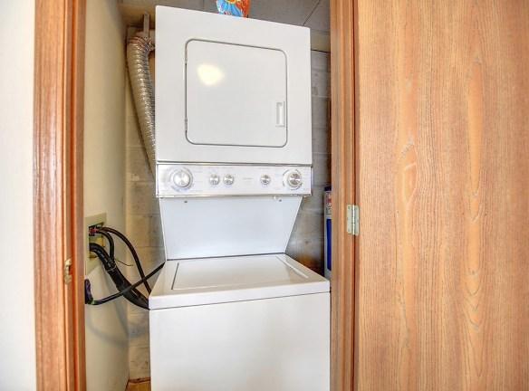 1007 S Locust St unit 309 - Champaign, IL 61820 - Home For Rent