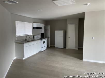 715 NEW LAREDO HWY #2, San Antonio, TX 78211-1933 for Rent