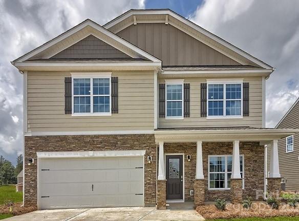 3711 Stanley Crk Dr - Mount Holly, NC 28120 - Home For Rent