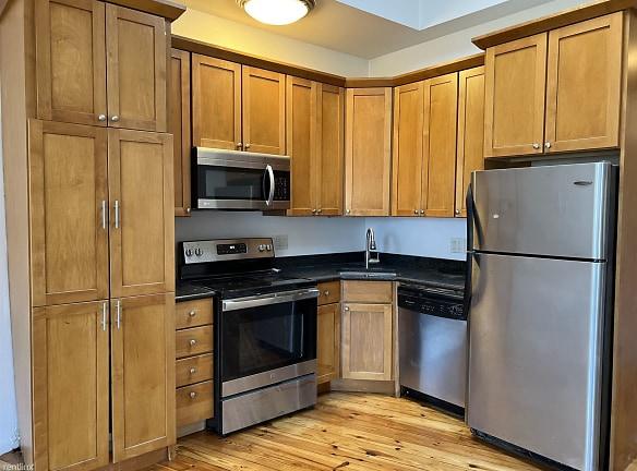 667 Columbia Rd unit 2 - Boston, MA 02125 - Home For Rent
