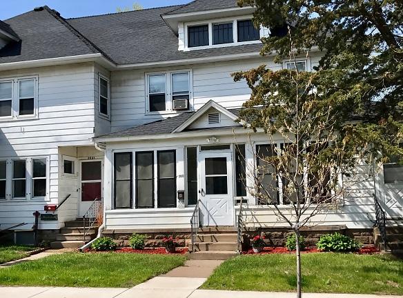 102 Spruce St - Eau Claire, WI 54703 - Home For Rent