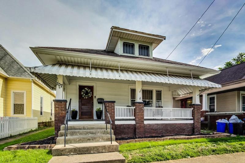 107 W LOCUST ST, Shelbyville, IN 46176 Single Family Residence For Sale  MLS# 21960894
