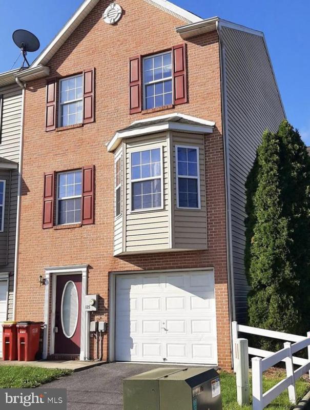 125 North Marshall Street, Ranson, WV 25438 for Rent