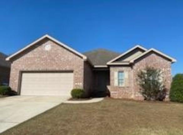 110 Bluffton Rd - Dothan, AL 36301 - Home For Rent
