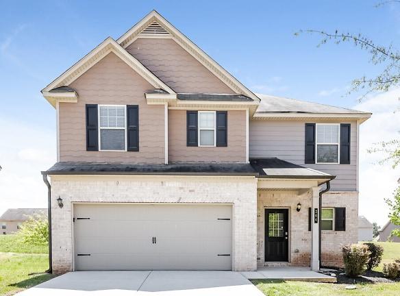 264 Bandelier Circle - Hampton, GA 30228 - Home For Rent