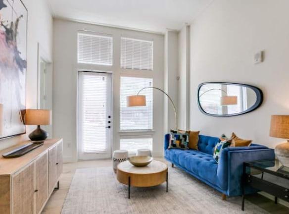 2929 Oak Lawn Ave unit 102 - Dallas, TX 75219 - Home For Rent