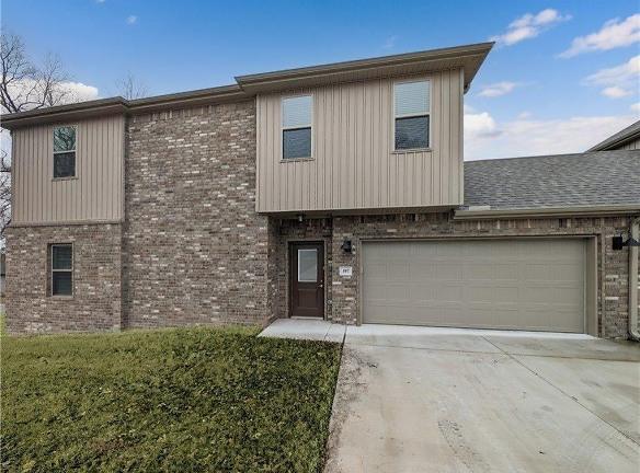 197 E 2nd St - Centerton, AR 72719 - Home For Rent