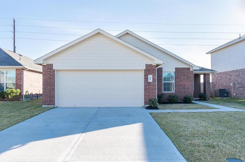 42 Santa Barbara Dr, Manvel, TX 77578 - MLS 61926288 for Rent