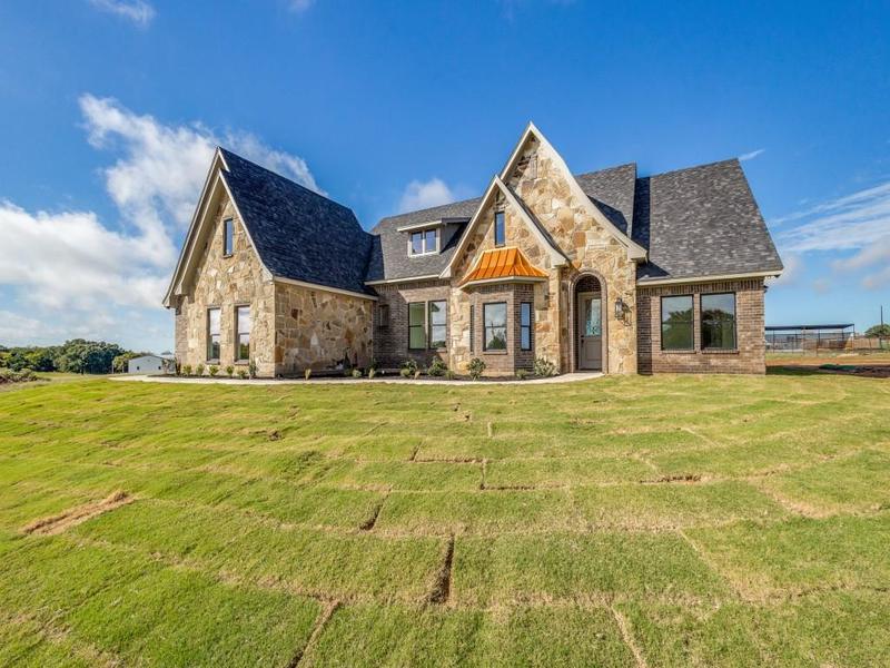300 County Road 3141, Decatur, TX 76234 for Sale