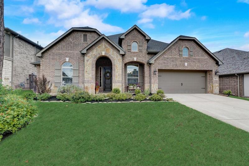 613 Ashbrook Ridge Ln, Pinehurst, TX 77362 for Sale