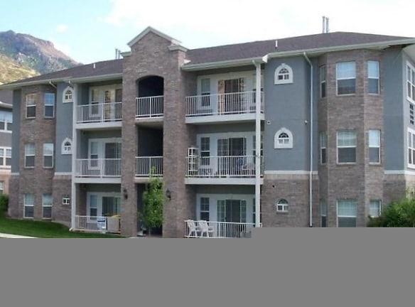 392 N Seven Peaks Blvd unit 322 - Provo, UT 84606 - Home For Rent