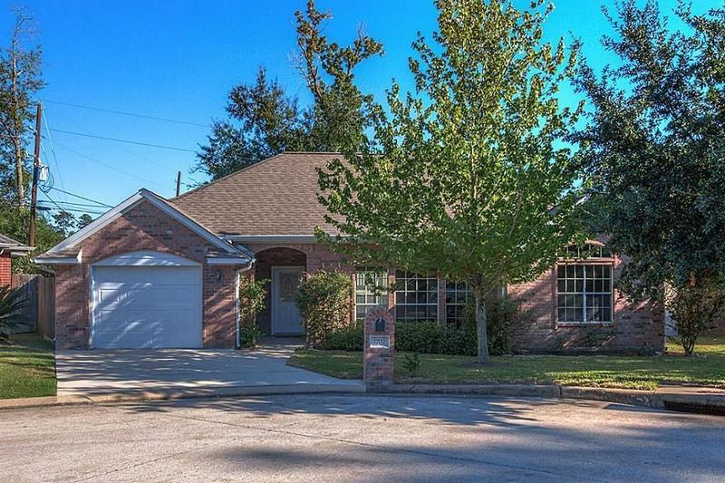 1702 Twila Ln, Conroe, TX 77301  MLS# 87229270 for Sale