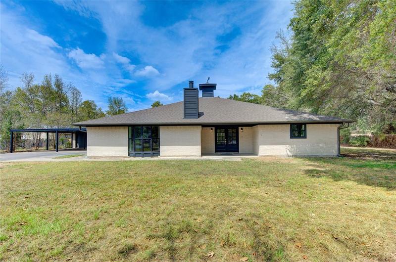 22843 E Oakley Dr, New Caney, TX 77357 for Sale
