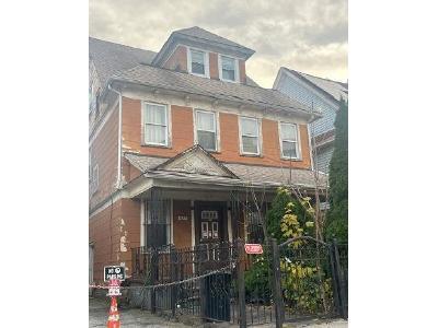 E 28th St for Sale