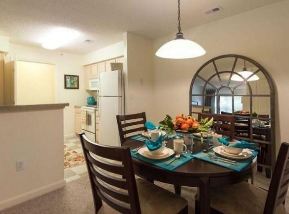 100 Hilltop Dr - Walpole, MA 02081 - Home For Rent