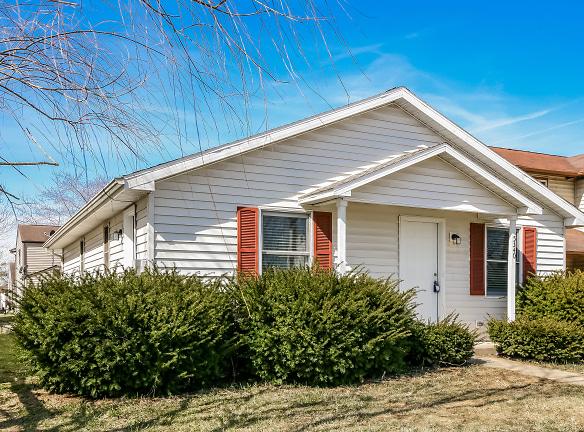 5340 Traditions Rd - Indianapolis, IN 46235 - Home For Rent