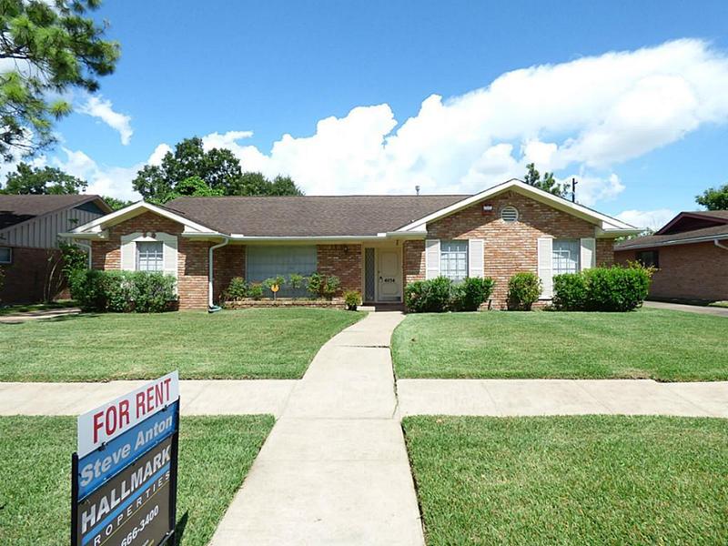 4054 Leeshire Dr, Houston, TX 77025 for Rent