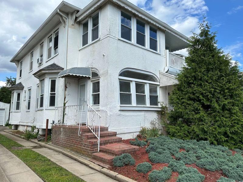 527 W Beech St #1, Long Beach, NY 11561 - MLS 3531256 for Rent
