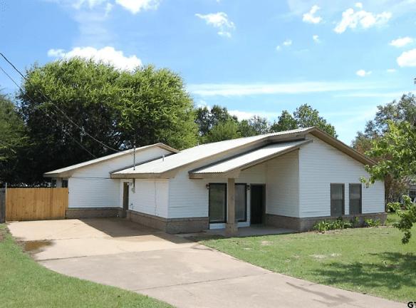 16215 Carole Dr - Whitehouse, TX 75791 - Home For Rent