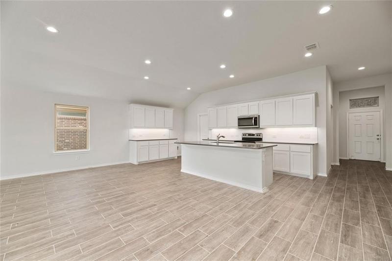 943 Burnet Lane, Aubrey, TX 76227 for Sale