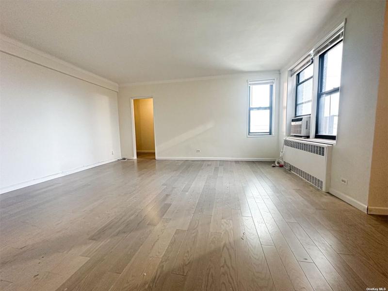 144-11 Sanford Avenue, Unit 6L for Sale