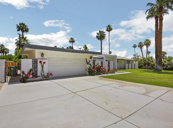 46860 Highland Palms Dr - La Quinta, CA 92253 - Home For Rent