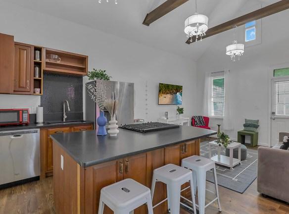 1071 N 4th St - Columbus, OH 43201 - Home For Rent