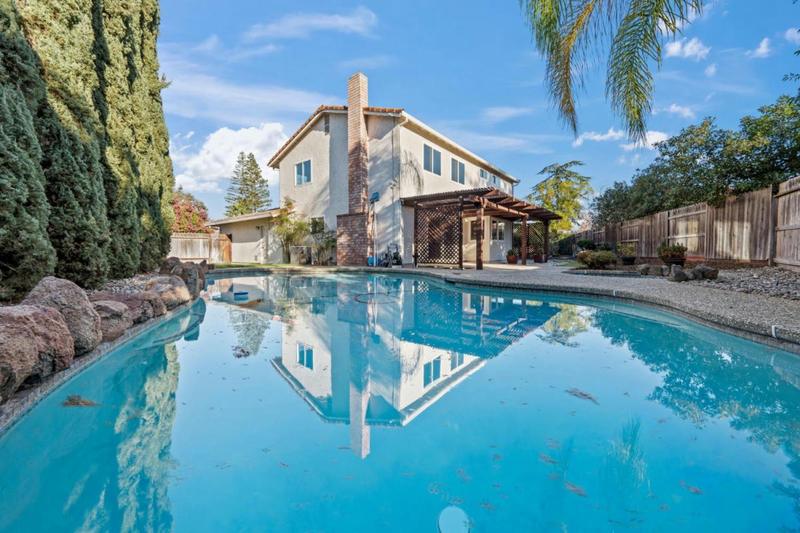 5241 BUTTERWOOD CIR, Orangevale, CA 95662 Single Family Residence For Sale  MLS# 223112508 for Rent