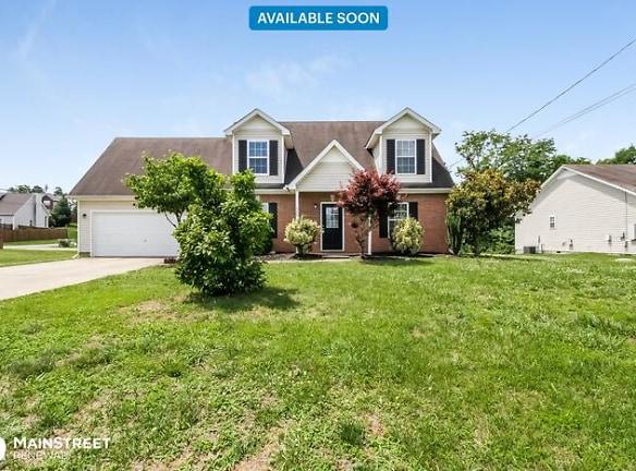 1366 Nicole Ln - La Vergne, TN 37086 - Home For Rent