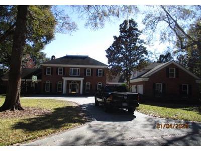 Springfield Pl for Sale
