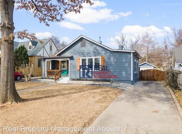2219 E 19th St - Tulsa, OK 74104 - Home For Rent