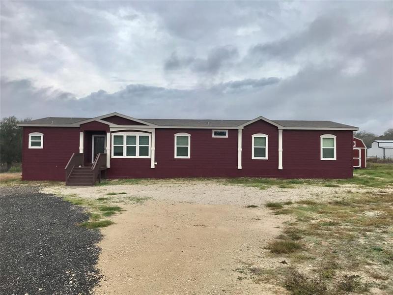 6563 Hickory Forrest Dr, Seguin, TX 78155 for Sale