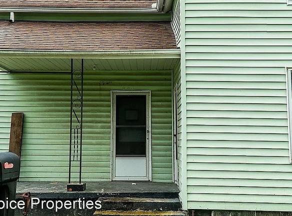 305 Bryson Ave - Mount Pleasant, TN 38474 - Home For Rent