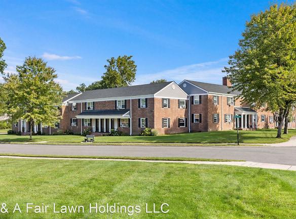 33-06 Fair Lawn Ave - Fair Lawn, NJ 07410 - Home For Rent