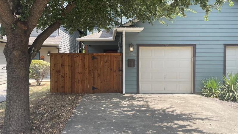 826 North Beckley Avenue, Dallas, TX 75203 for Rent