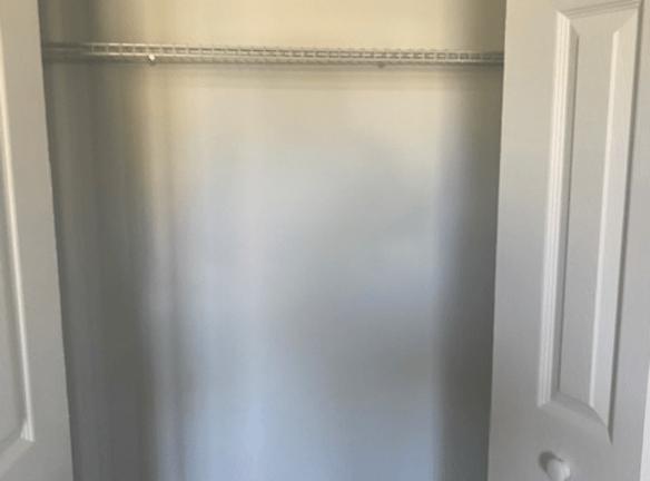 6165 Landover Cir - Morrow, GA 30260 - Home For Rent