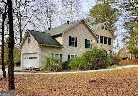135 ESTATE DR, Sharpsburg, GA 30277 Single Family Residence For Sale  MLS# 20162418 for Rent