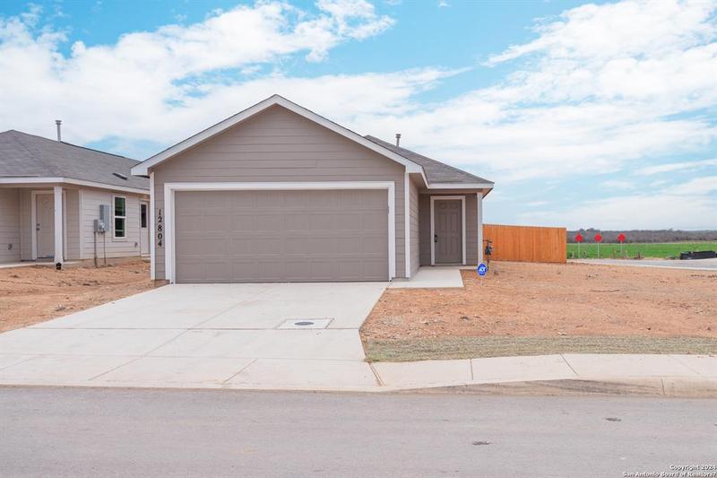 12804 Chinali Springs, Converse, TX 78152 for Rent