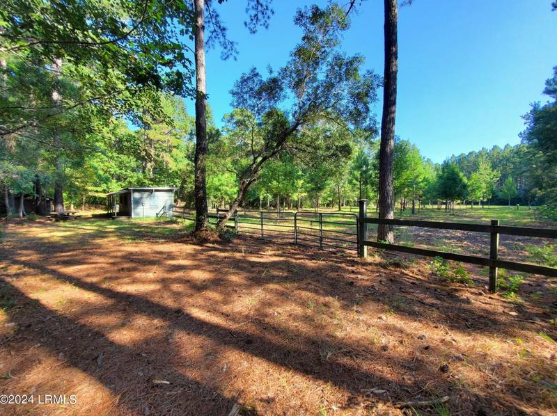 1583 Honey Hill Cir, Ridgeland, SC 29936 - MLS 183556 for Sale
