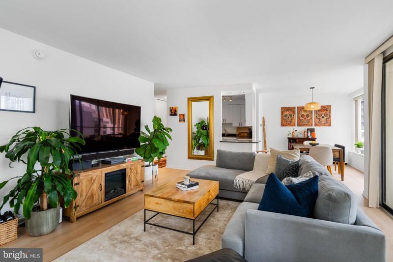 224-30 West Rittenhouse Square, Unit 716, Philadelphia, PA 19103 for Rent