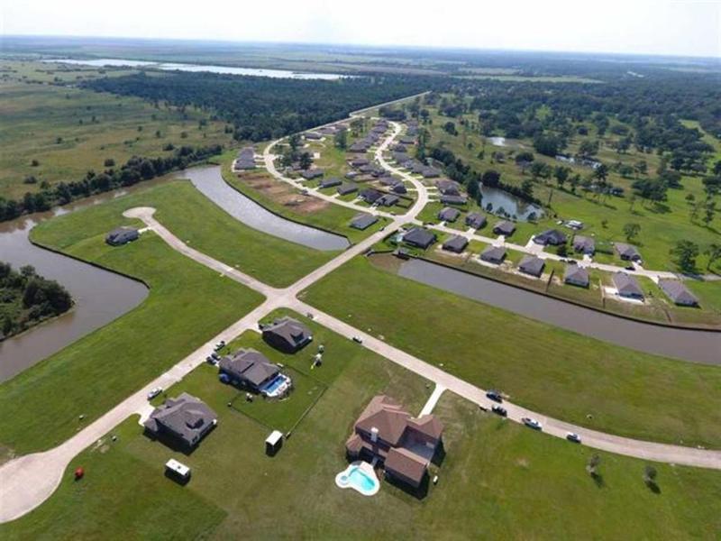 15210 Grace Circle, Beaumont, TX 77705 for Sale