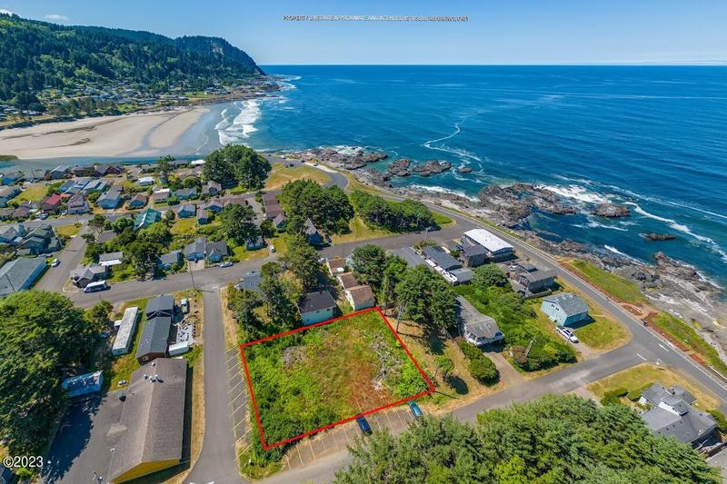 452 4th Street, Yachats OR 97498 for Sale