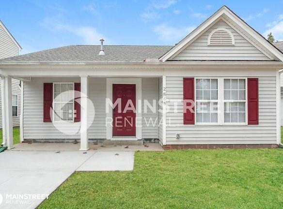 2865 Oasis Ln - Charlotte, NC 28214 - Home For Rent