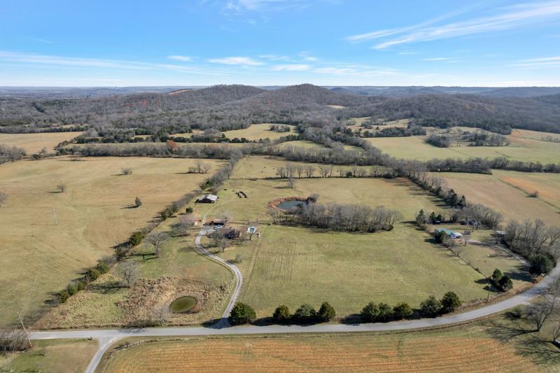 420 Sinking Creek Road, Petersburg, TN 37144 for Sale